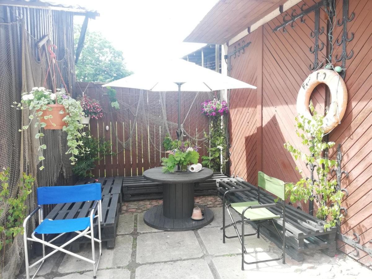 Villa Figaro Ventspils Exterior foto